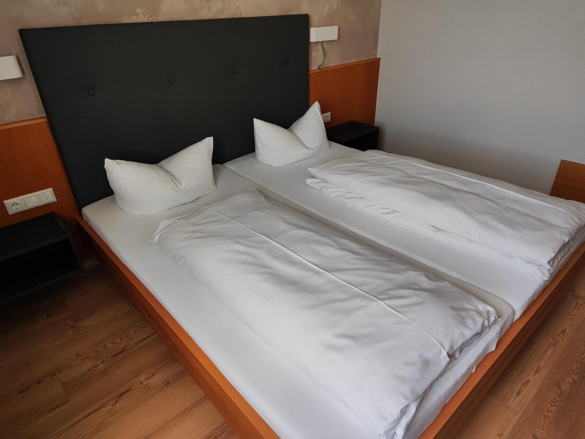Zahler Hotel